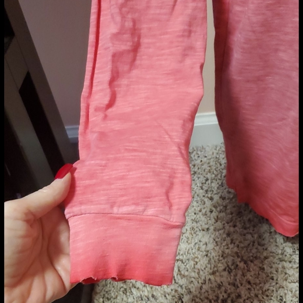 PINK Victoria's Secret Long Sleeve Top - Picture 5 of 8